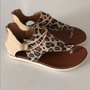 New Leopard printed sandals